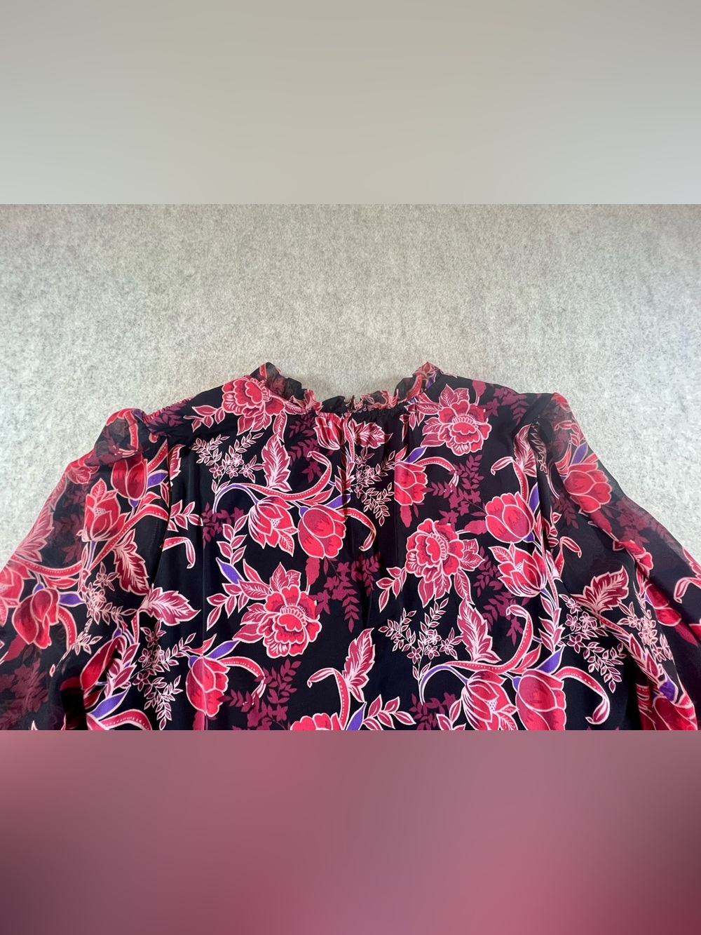 White House Black Market Floral Tunic Blouse Sheer Sleeve M - Picture 12 of 13